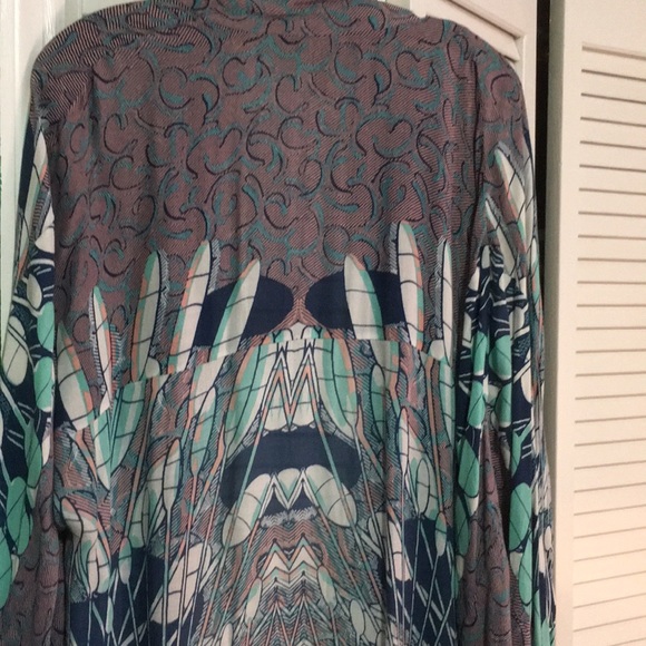 BCBG Tildie Kimono - Picture 9 of 11